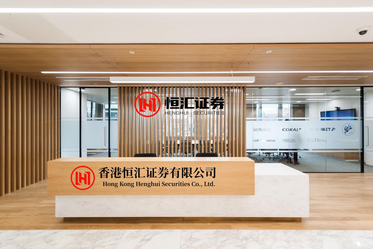 安信 文班亚马抢七落泪引群嘲 福克斯怒怼喷子：他比谁都渴望胜利